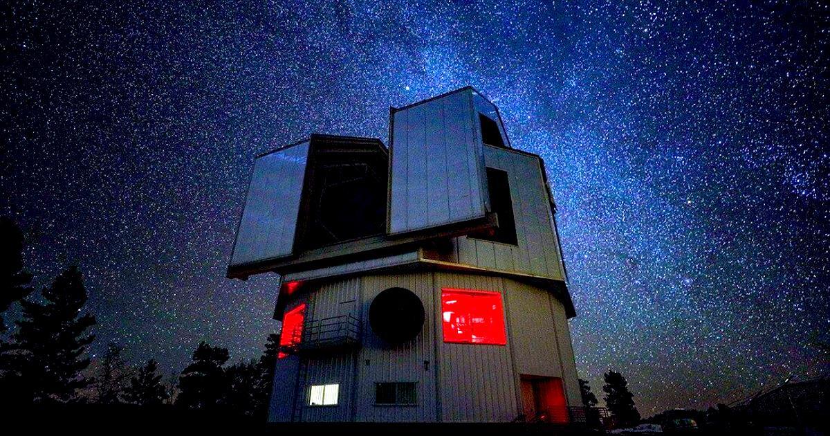 Lowell Observatory Looks for Habitable Exoplanets with GIGABYTE Servers