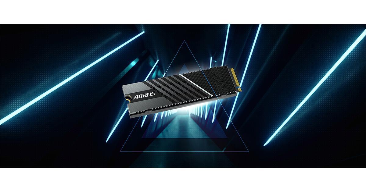 GIGABYTE AORUS Gen4 7000s SSD- The Fastest PCIe 4.0 NVMe SSD
