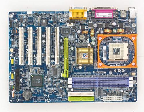 GA-8S648 (rev. 1.0) - Moederbord