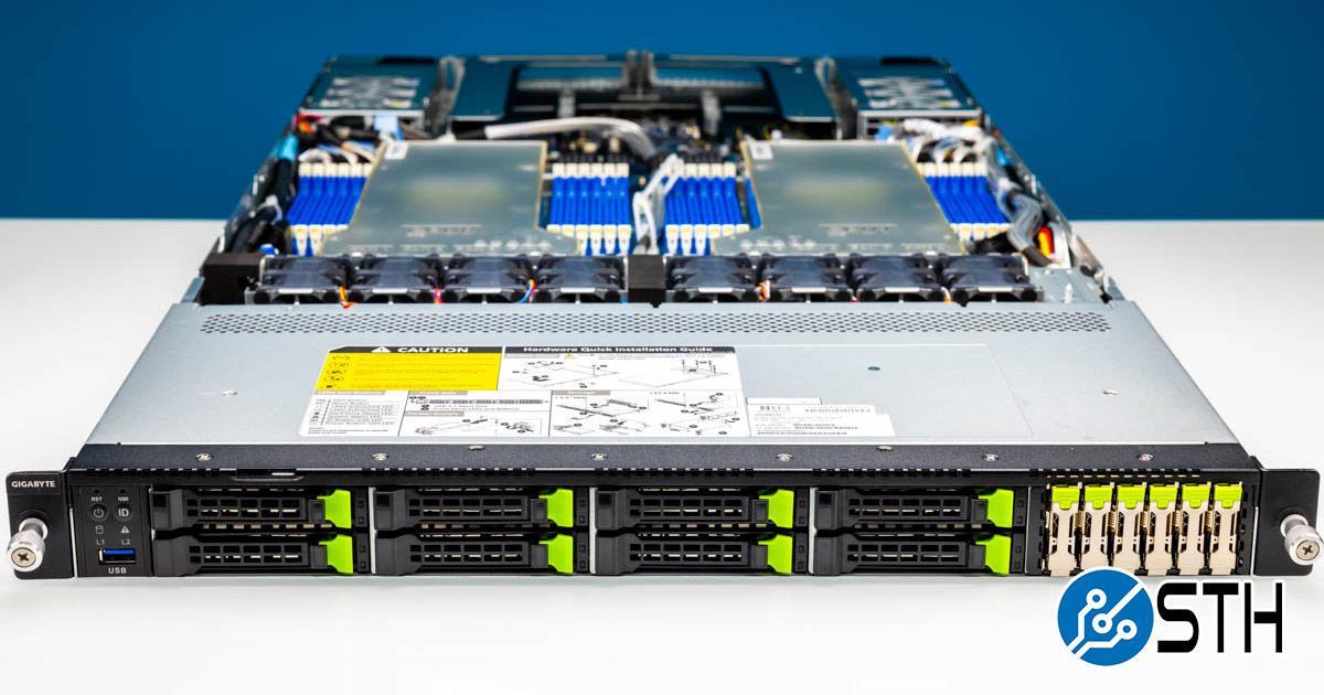 GIGABYTE R183-Z95: Fast Gen5 storage for dense 1U compute.