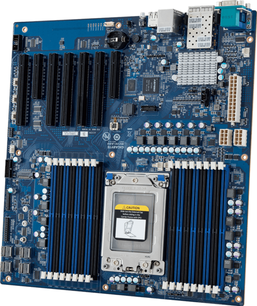 GIGABYTE「MZ31-AR0」と32コアEPYCで体験する最新サーバーの世界