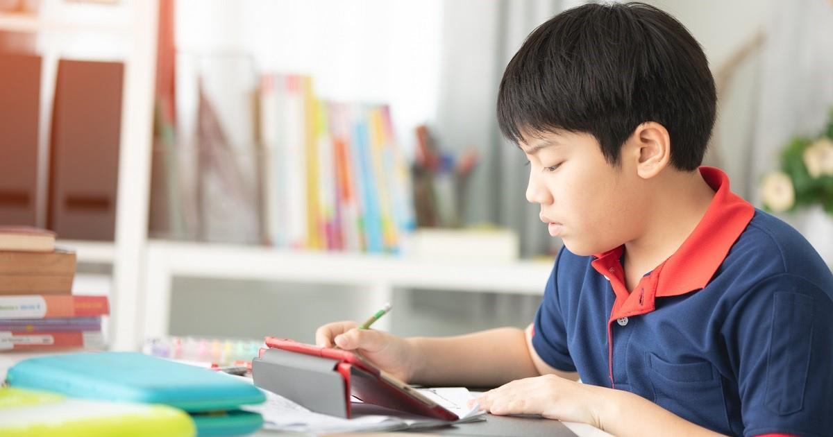 AI教育遍地開花　新北小學導入人臉辨識「刷臉借書」