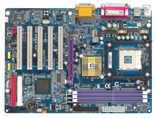 GA-8PE667 (rev. 1.0) - Moederbord