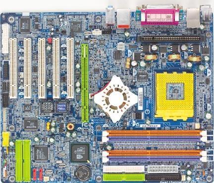 Moederbord - GA-7NNXP