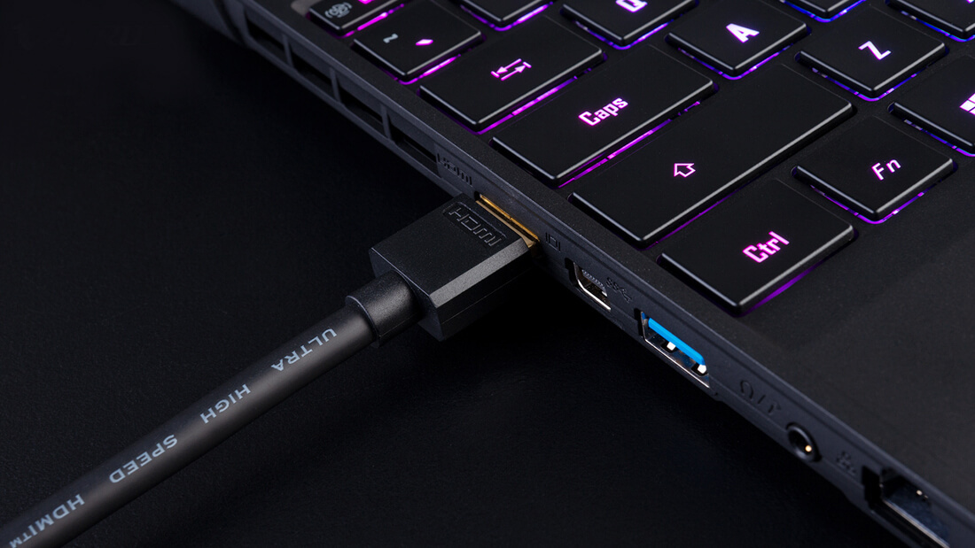 Cables supporting HDMI 2.1 need to be used.
